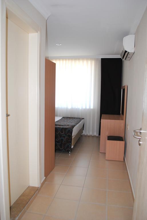 Beyaz Saray Hotel Side Cameră foto